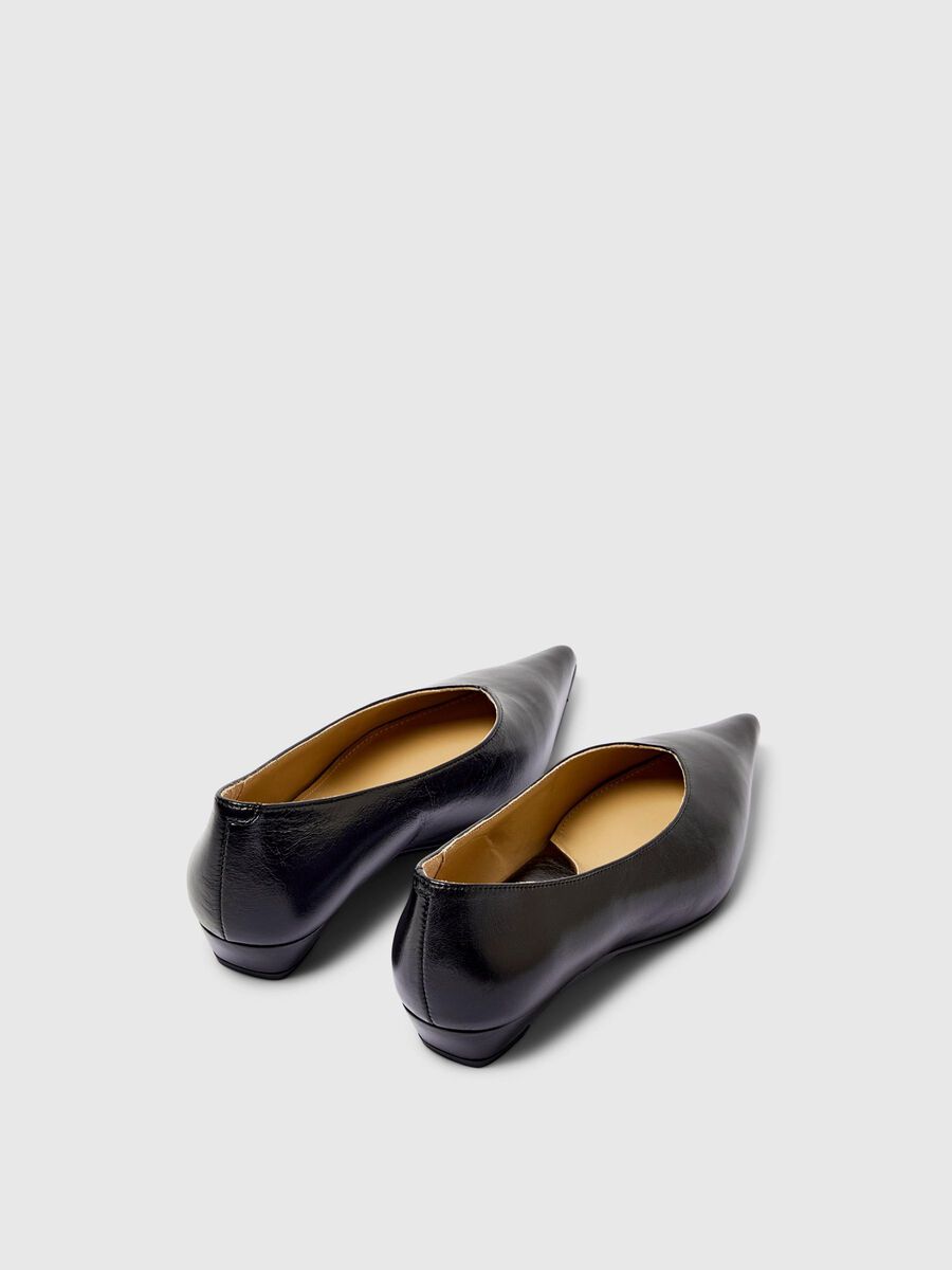 Selected POINTED TOE LEATHER PUMPS, Black, highres - 16097264_Black_005.jpg
