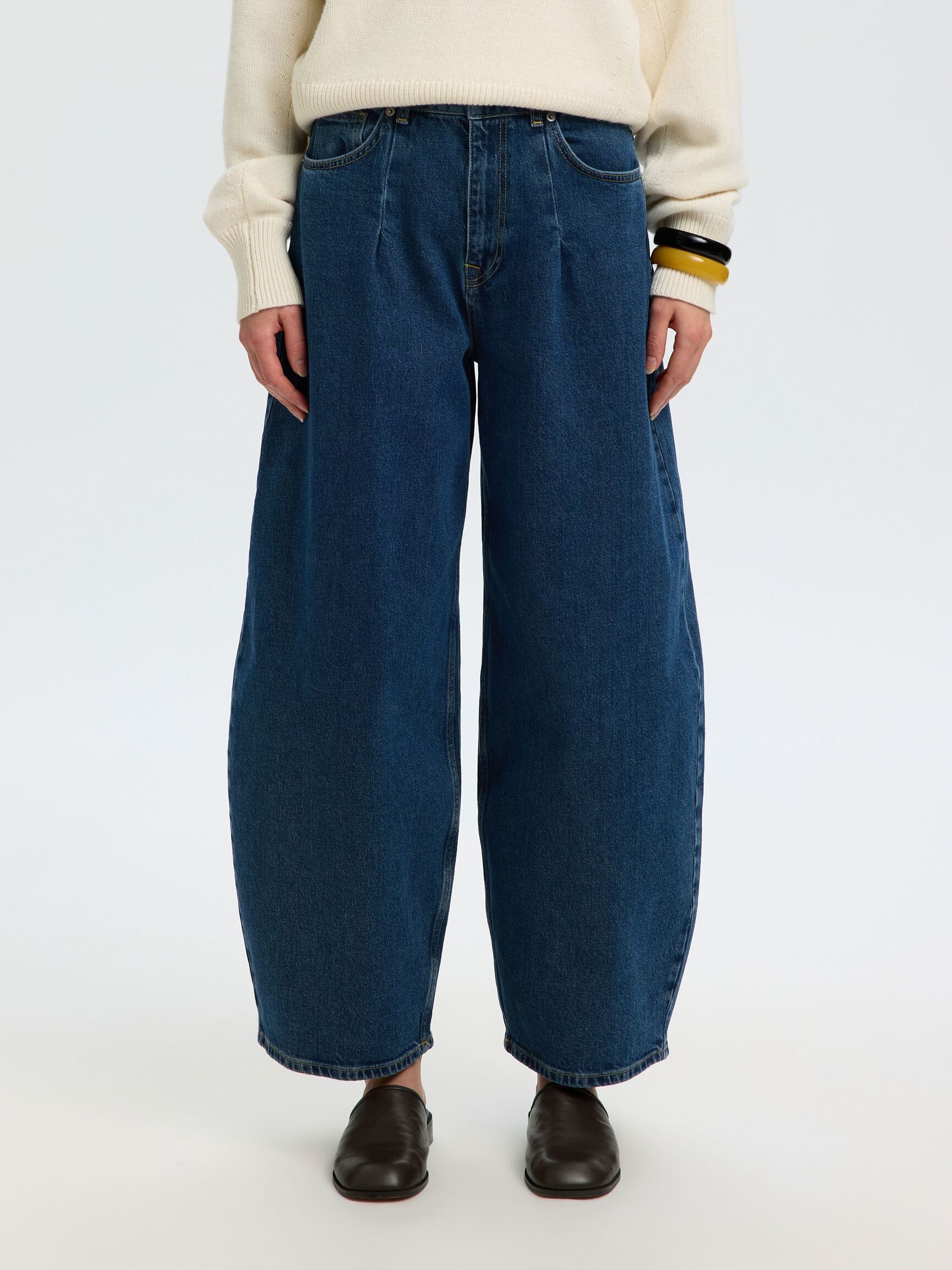 HIGH WAIST BARREL FIT JEANS, Medium Blue Denim, highres