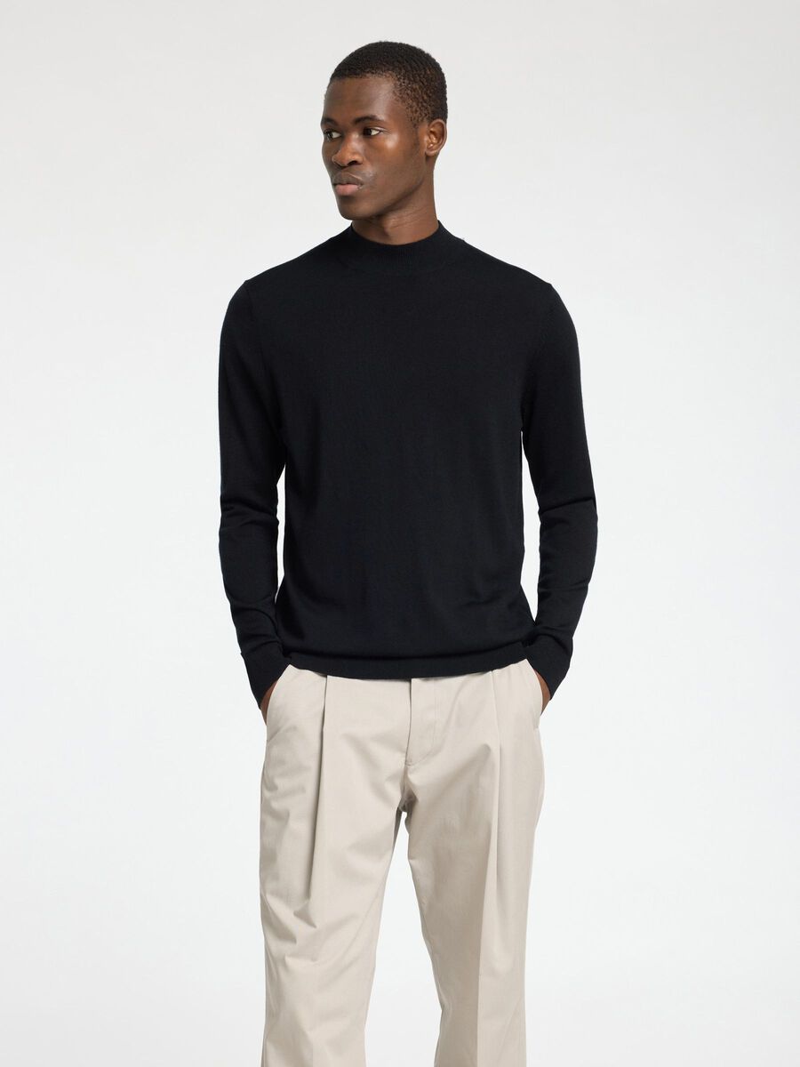 Selected 100% MERINOWOL TRUI MET KRAAG, Black, highres - 16096253_Black_003.jpg