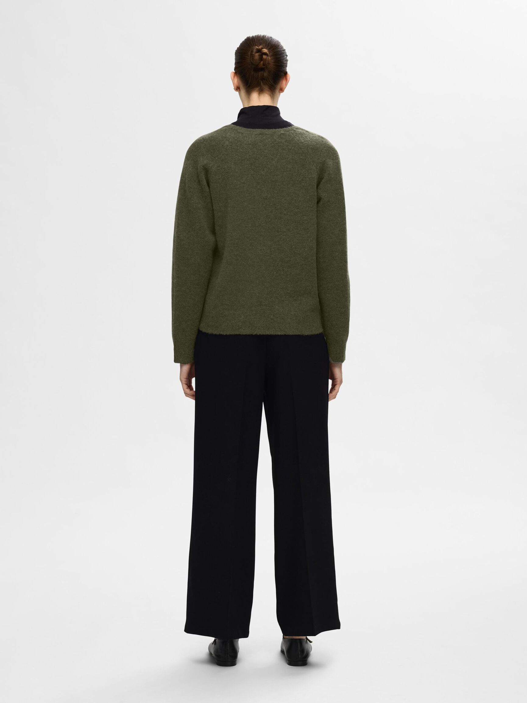 WOLLGEMISCH V-AUSSCHNITT PULLOVER, Kalamata, highres