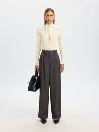 COL MONTANT TOP À MANCHES LONGUES, Egret, highres