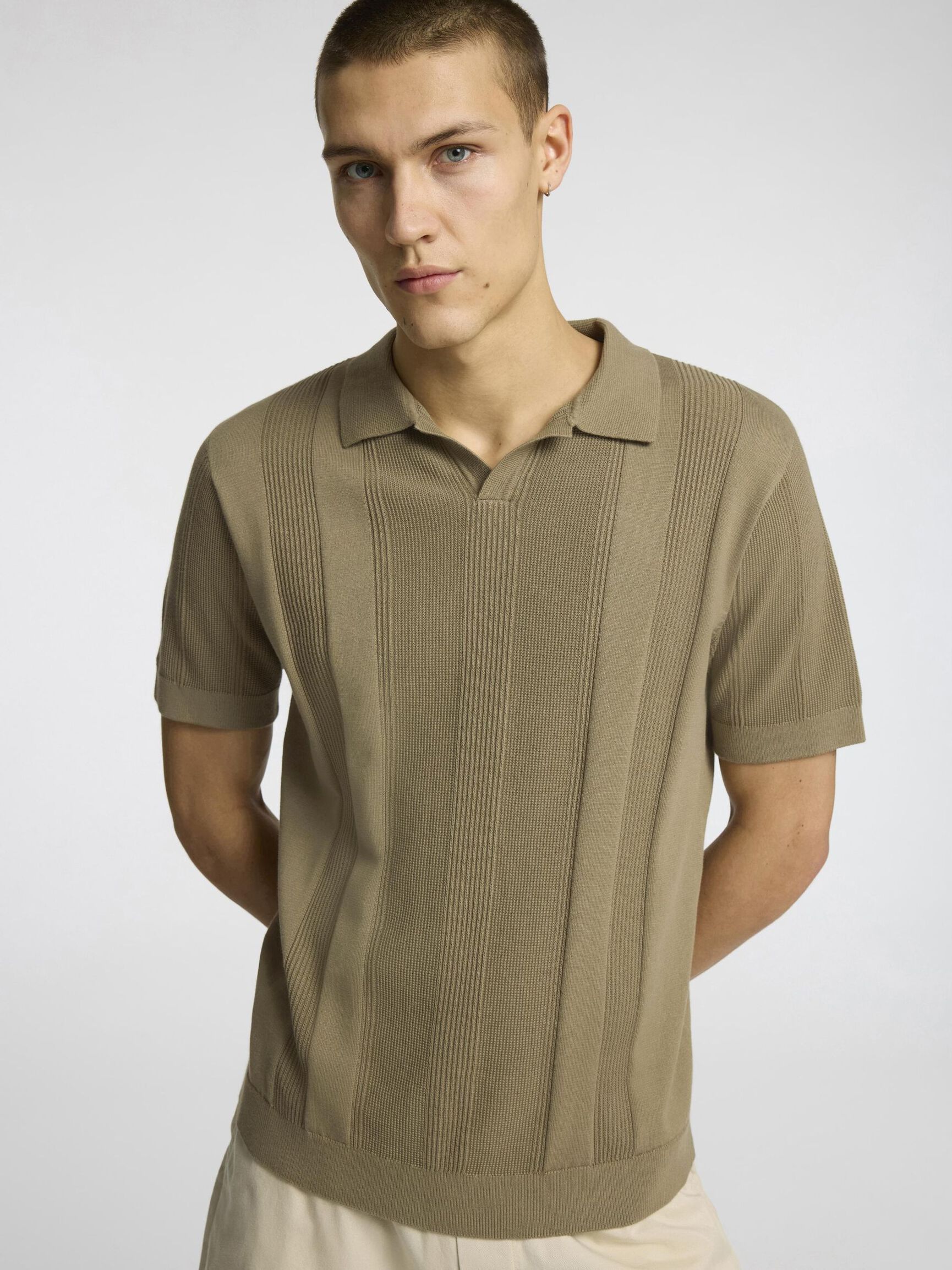 SHORT SLEEVED KNITTED POLO SHIRT, Vetiver, highres