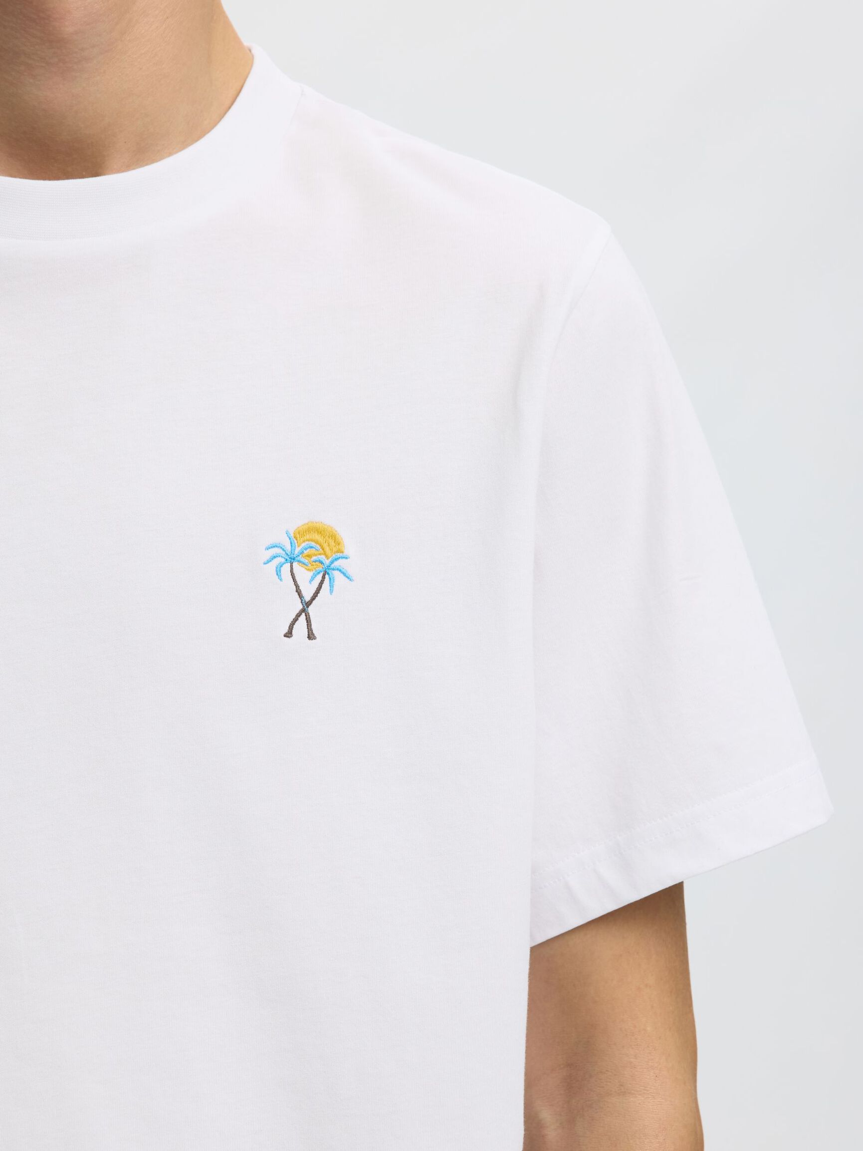 T-PAITA, Bright White, highres