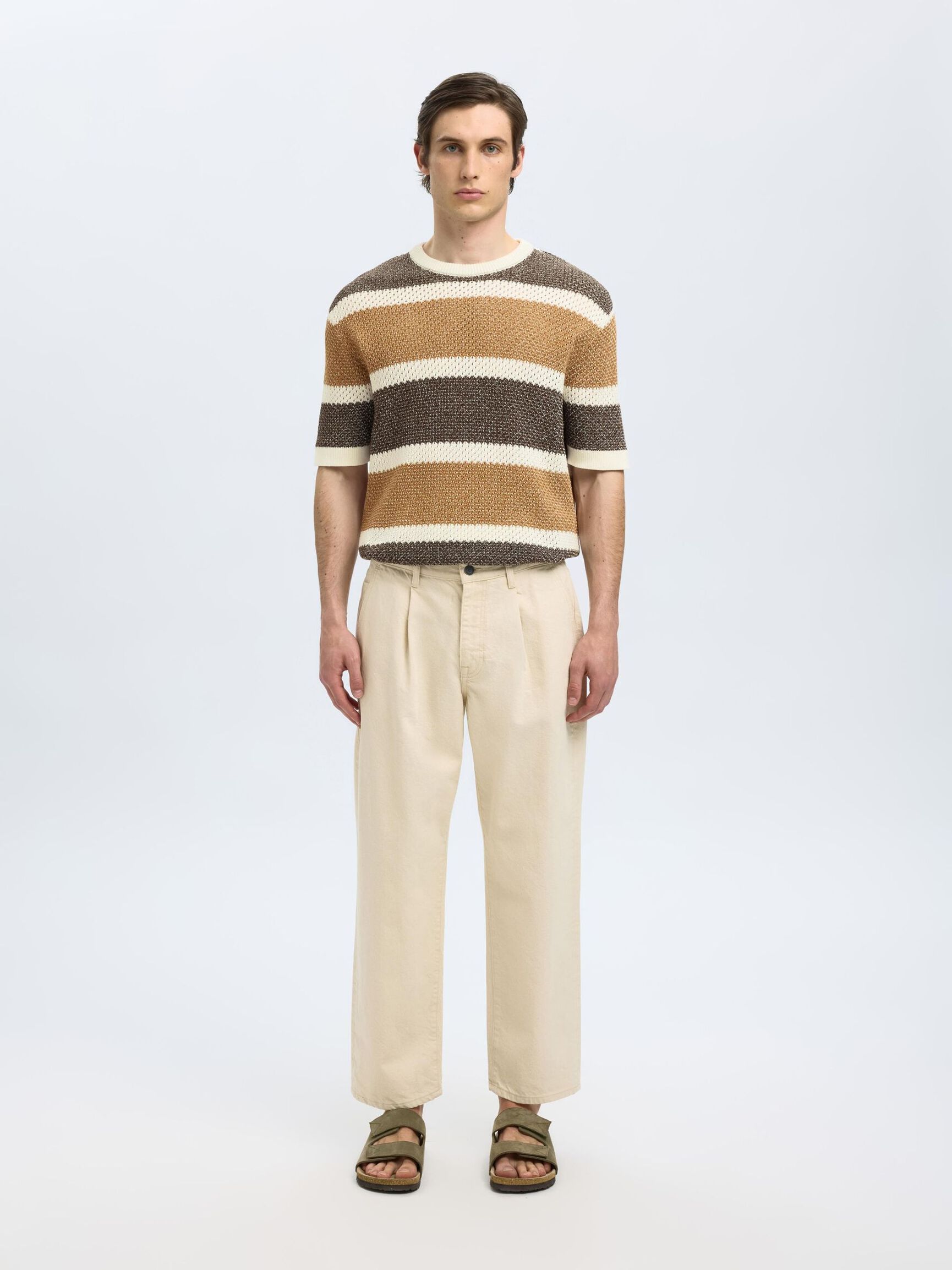 SHORT SLEEVED KNITTED TOP, Egret, highres