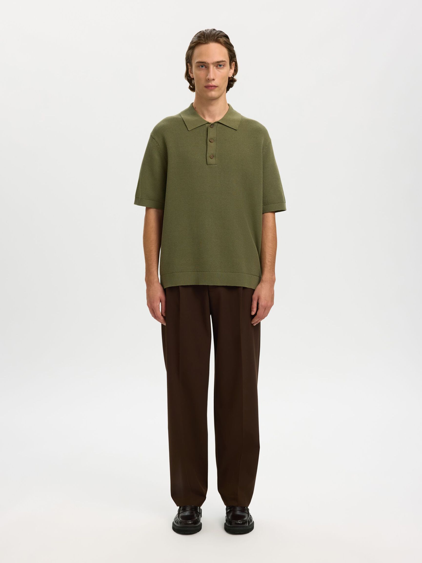 RELAXED FIT POLOHEMD AUS STRICK, Deep Lichen Green, highres