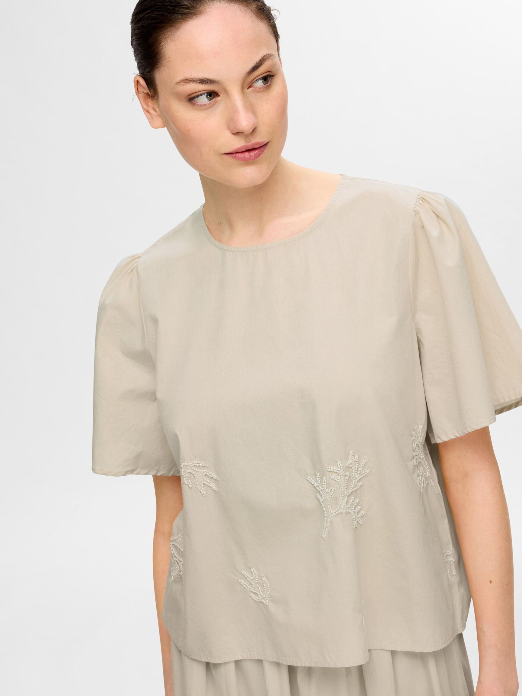 EMBROIDERED SHORT SLEEVED TOP, Sandshell, highres