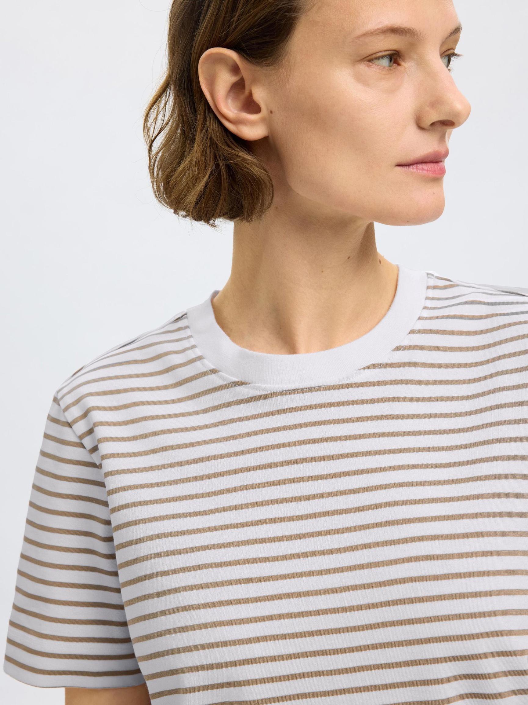 STRIPED BOXY FIT T-SHIRT, Greige, highres