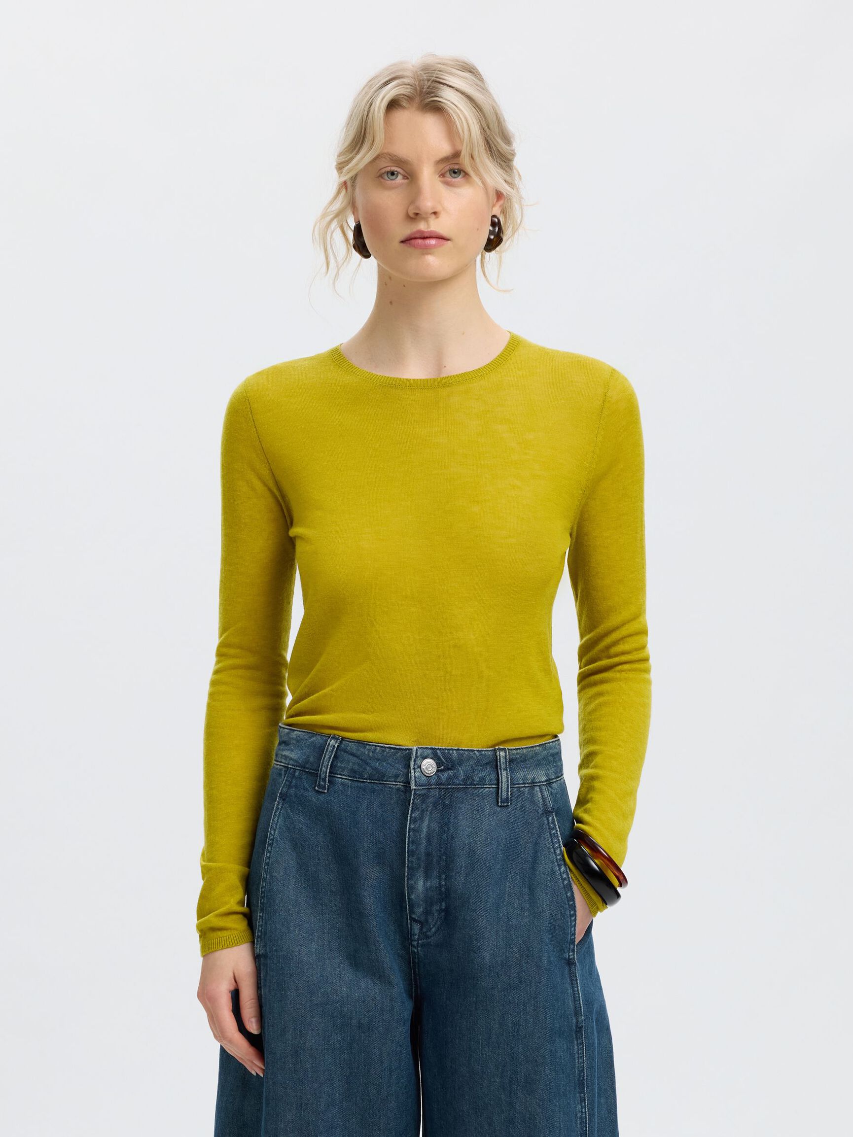 100% MERINO WOOL PULLOVER, Avocado Oil, highres