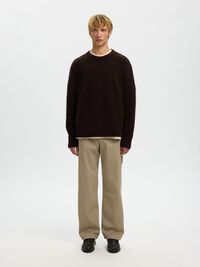 COUPE DÉCONTRACTÉE PULL EN MAILLE, Chocolate Torte, highres