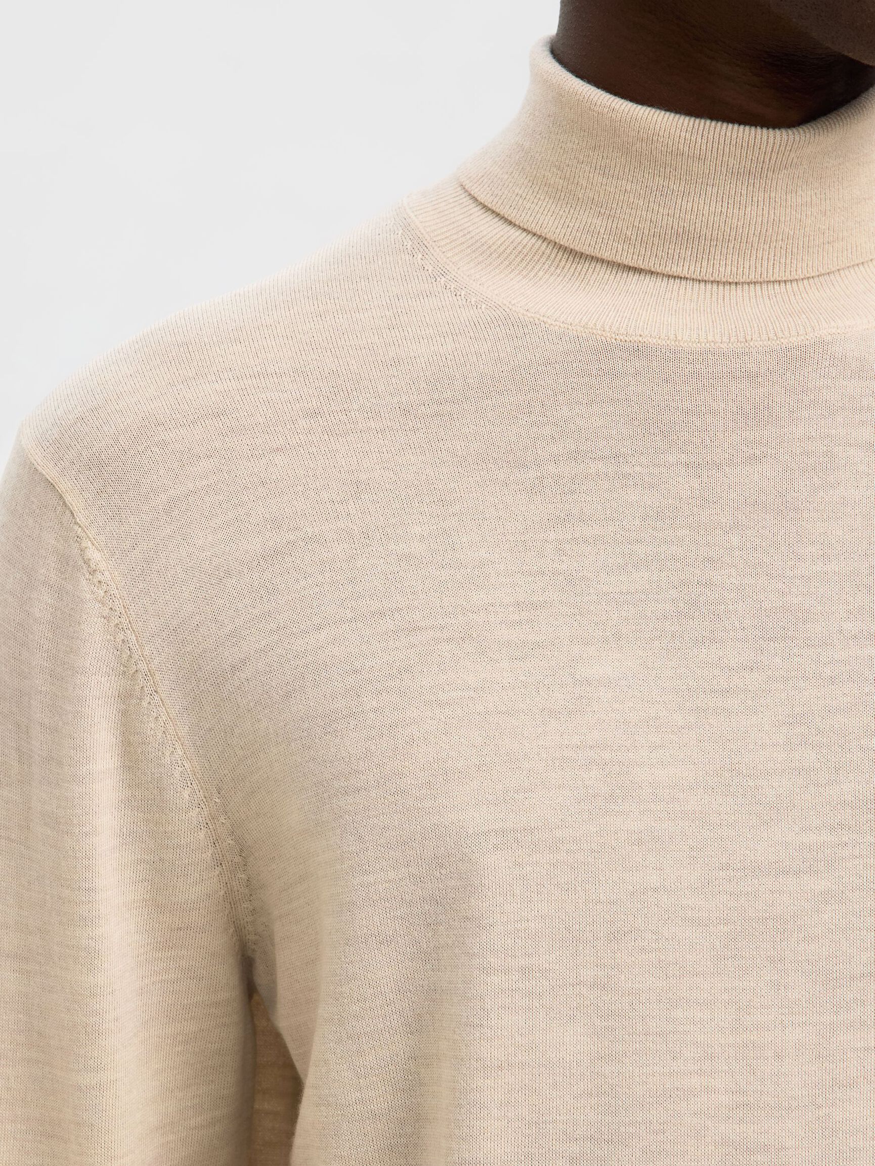 100% MERINO WOOL TURTLENECK, Oatmeal, highres