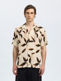PRINTED SHORT SLEEVED SHIRT, Egret, highres