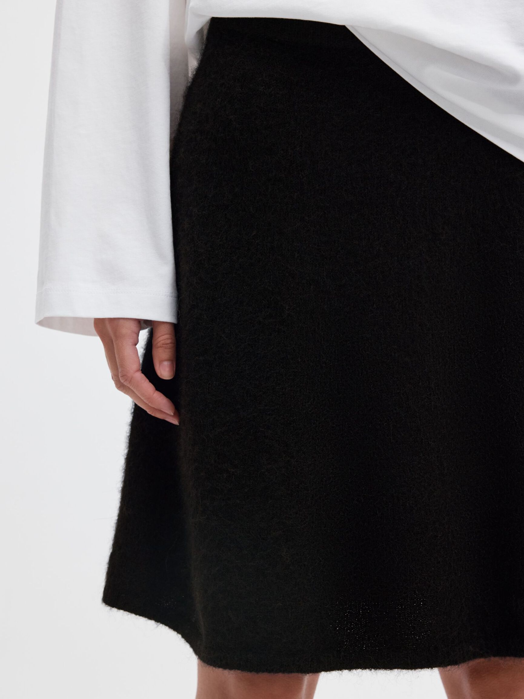 BRUSHED KNITTED SKIRT, Black, highres