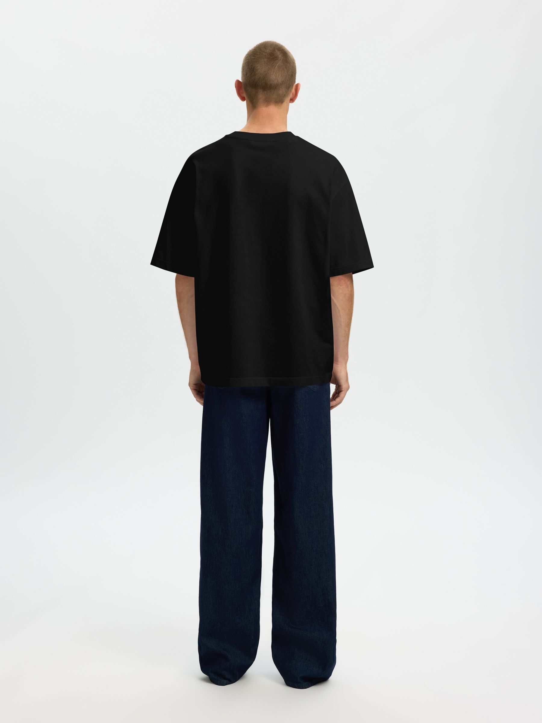 100% BAUMWOLL T-SHIRT MIT RUNDHALSAUSSCHNITT, Black, highres