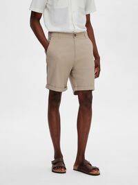 COTTON CHINO SHORTS, Crockery, highres