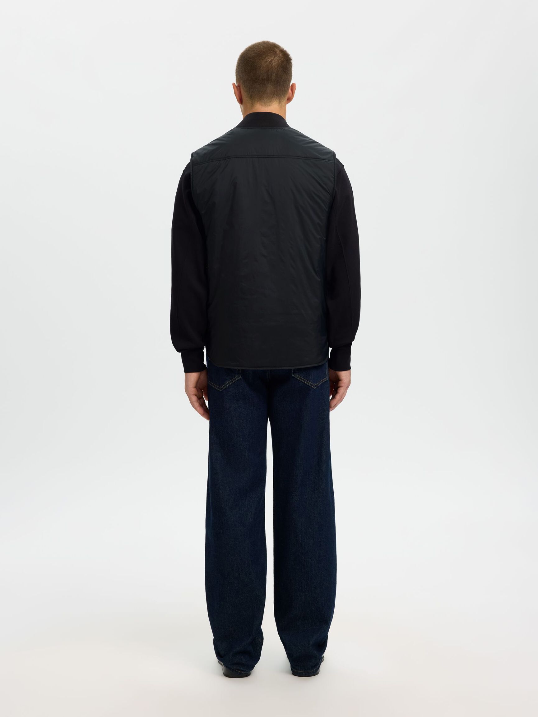 DOORGESTIKTE GILET, Black, highres