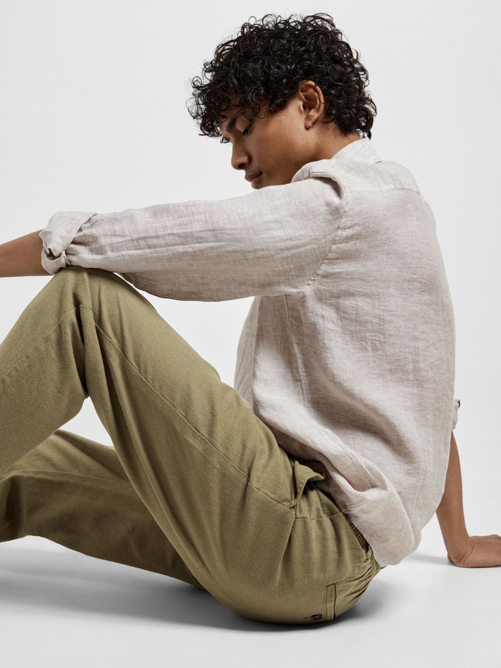 COUPE SLIM FUSELÉE EN LIN MÉLANGÉ PANTALON, Burnt Olive, highres