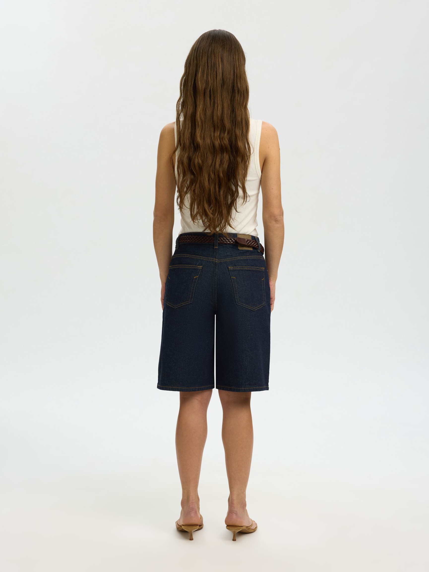 DARK WASH DENIM SHORT, Dark Blue Denim, highres
