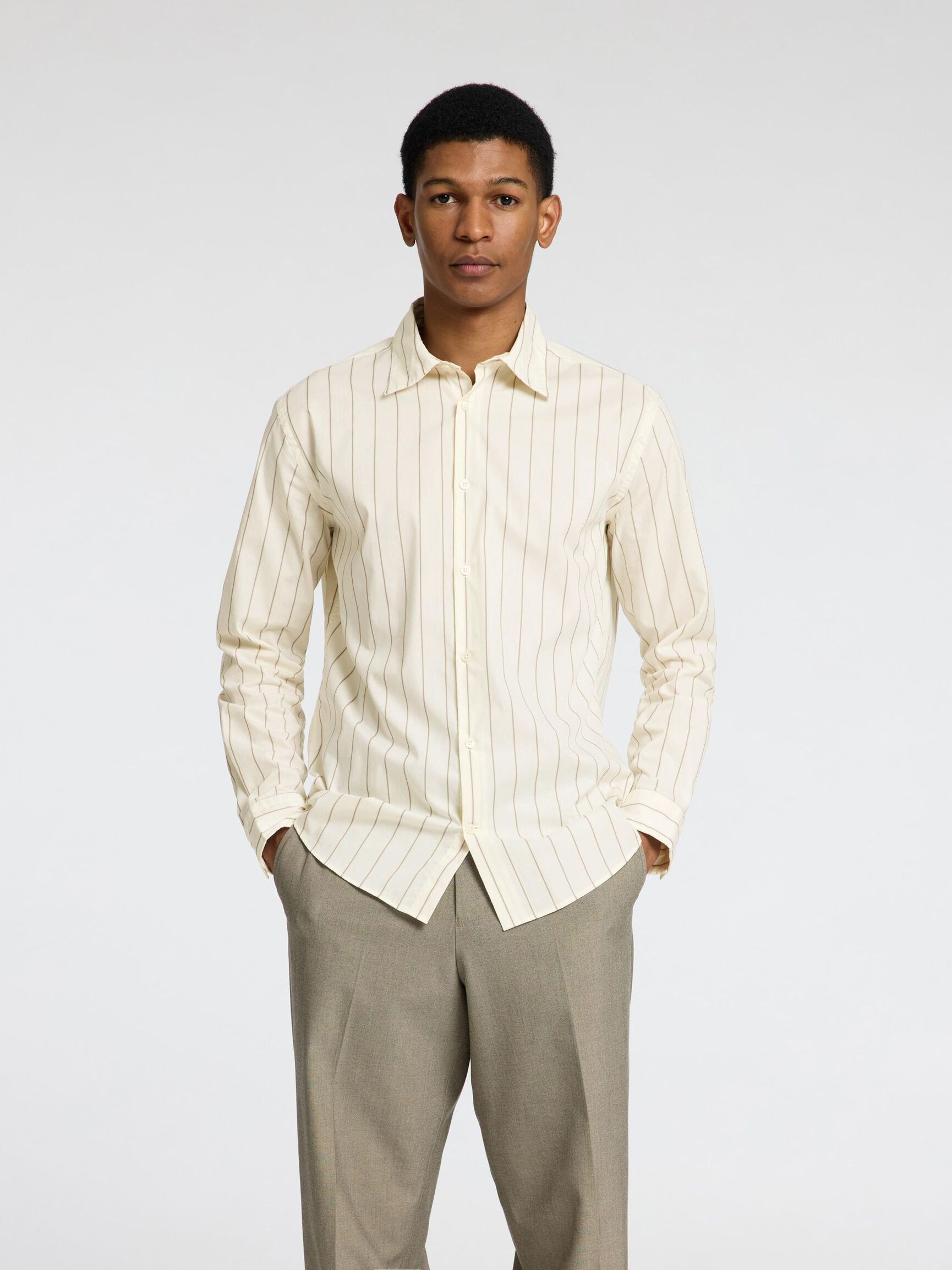 REGULAR FIT SHIRT, Egret, highres