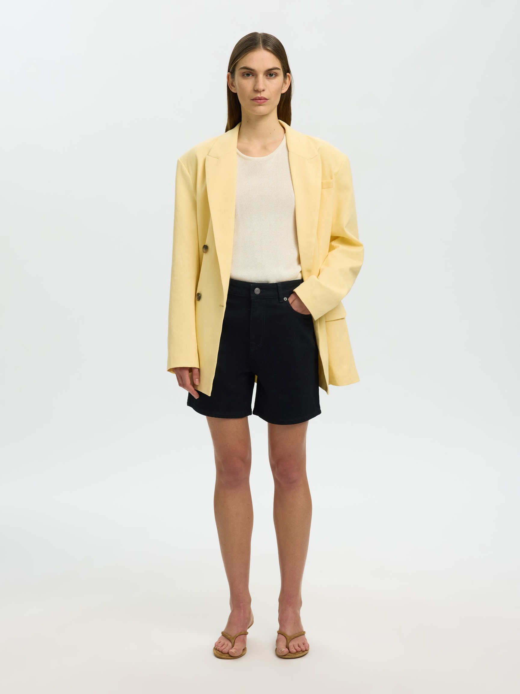 HØJTALJET DENIMSHORTS, Black Denim, highres