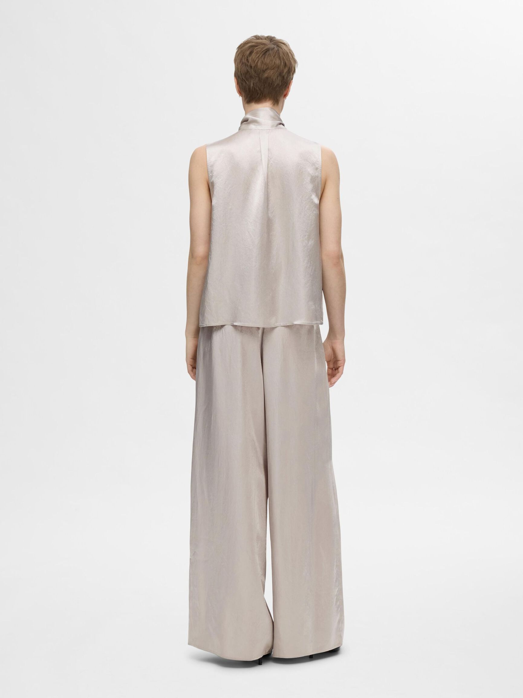 EXTRA LARGE PANTALON EN SATIN, Dove, highres