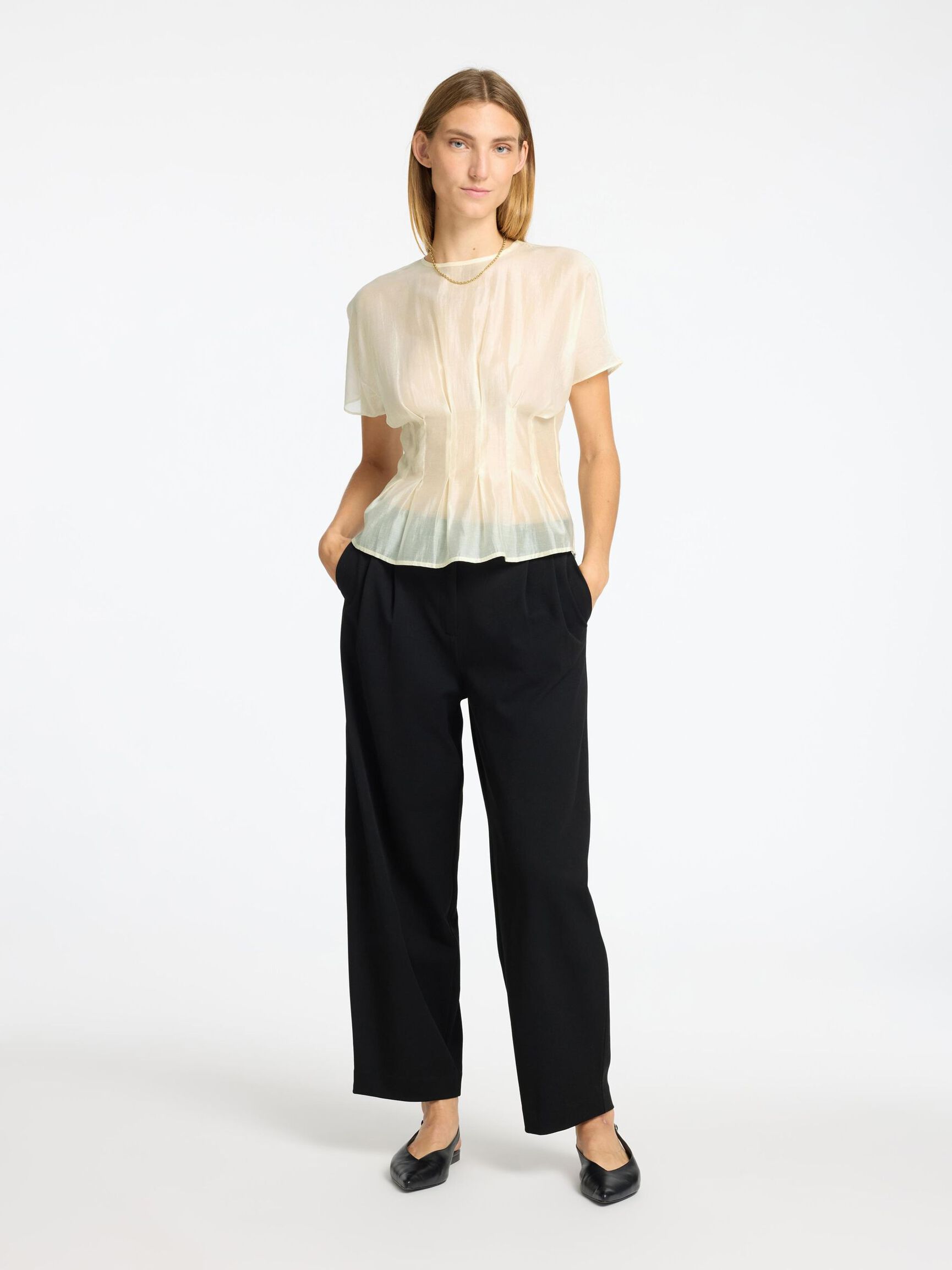 STRUCTURED SHORT SLEEVED TOP, Angora, highres