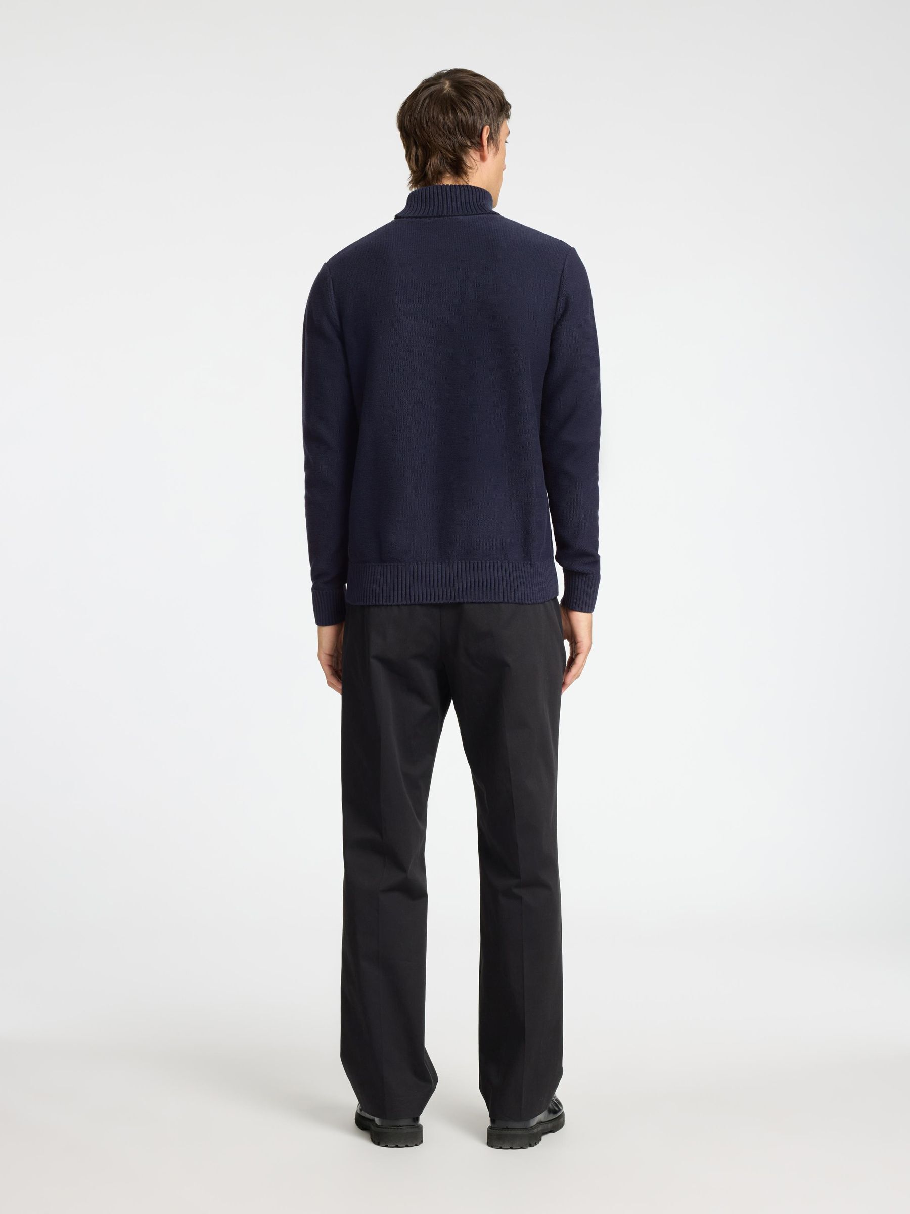 ROLLKRAGEN PULLOVER, Sky Captain, highres