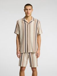 TEJIDO DE ALGODÓN CAMISA DE MANGA CORTA, Egret, highres