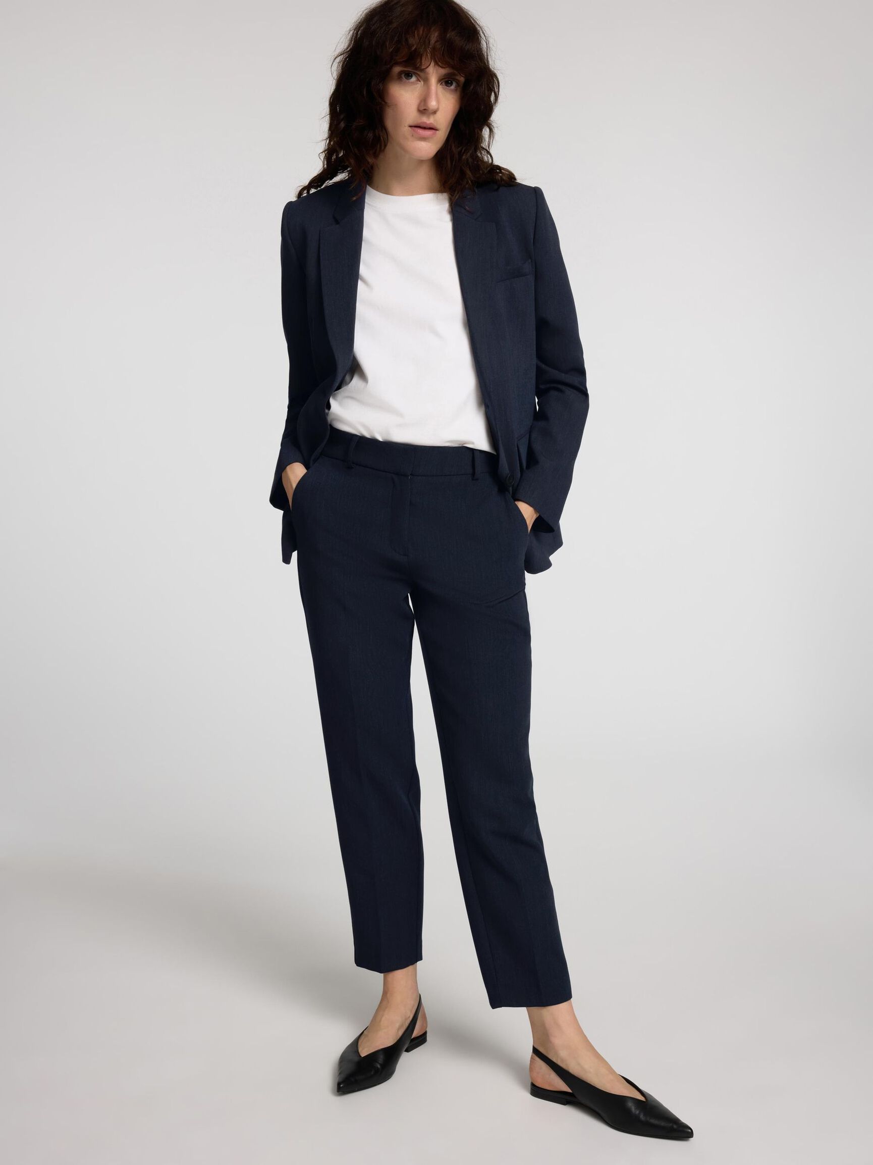RACCOURCI EN VISCOSE MÉLANGÉE PANTALON À COUPE EFFILÉE, Dark Sapphire, highres