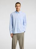 Selected RELAXED FIT BUTTON-DOWN SHIRT, Cashmere Blue, highres - 16099036_CashmereBlue_1214271_003.jpg