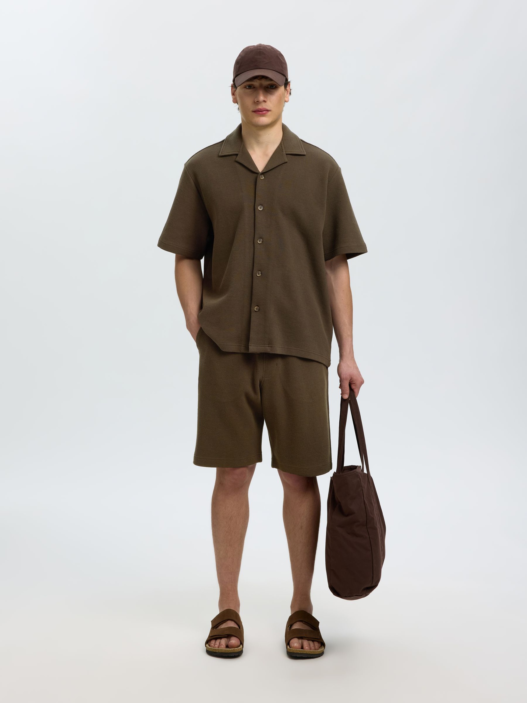 RELAXED FIT SHORTS, Turkish Coffee, highres