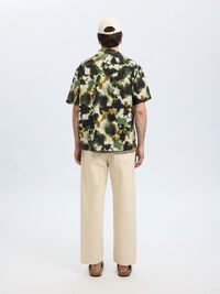 PRINTED SHORT SLEEVED SHIRT, Black, highres