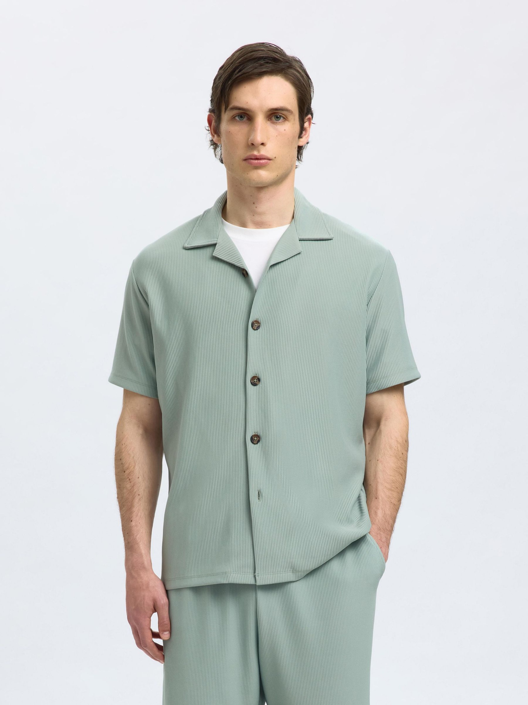 RIBBED CUBAN COLLAR SHORT SLEEVED SHIRT, Iceberg Green, highres