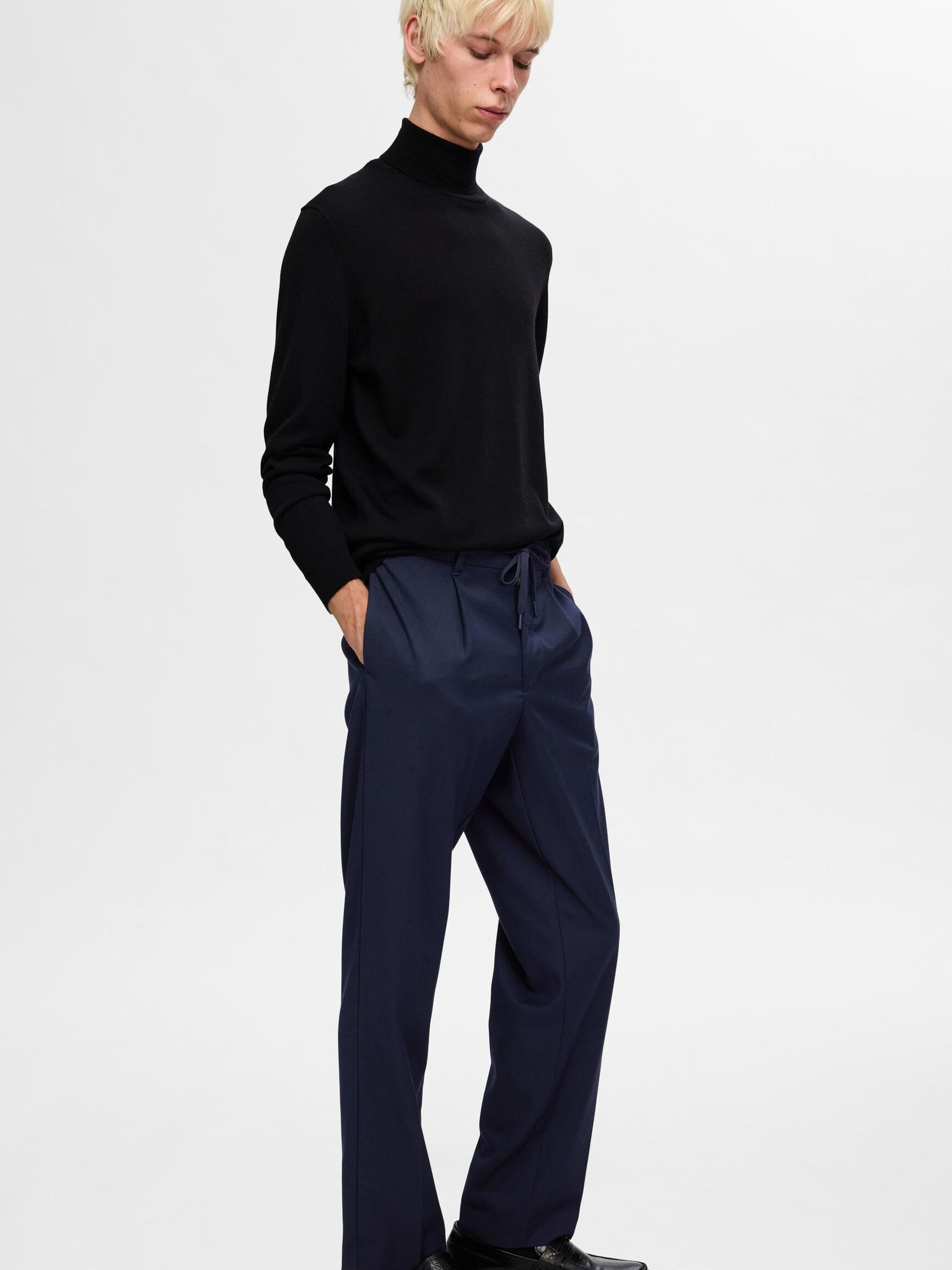 VISCOSE BLEND PLEATED TROUSERS, Sky Captain, highres