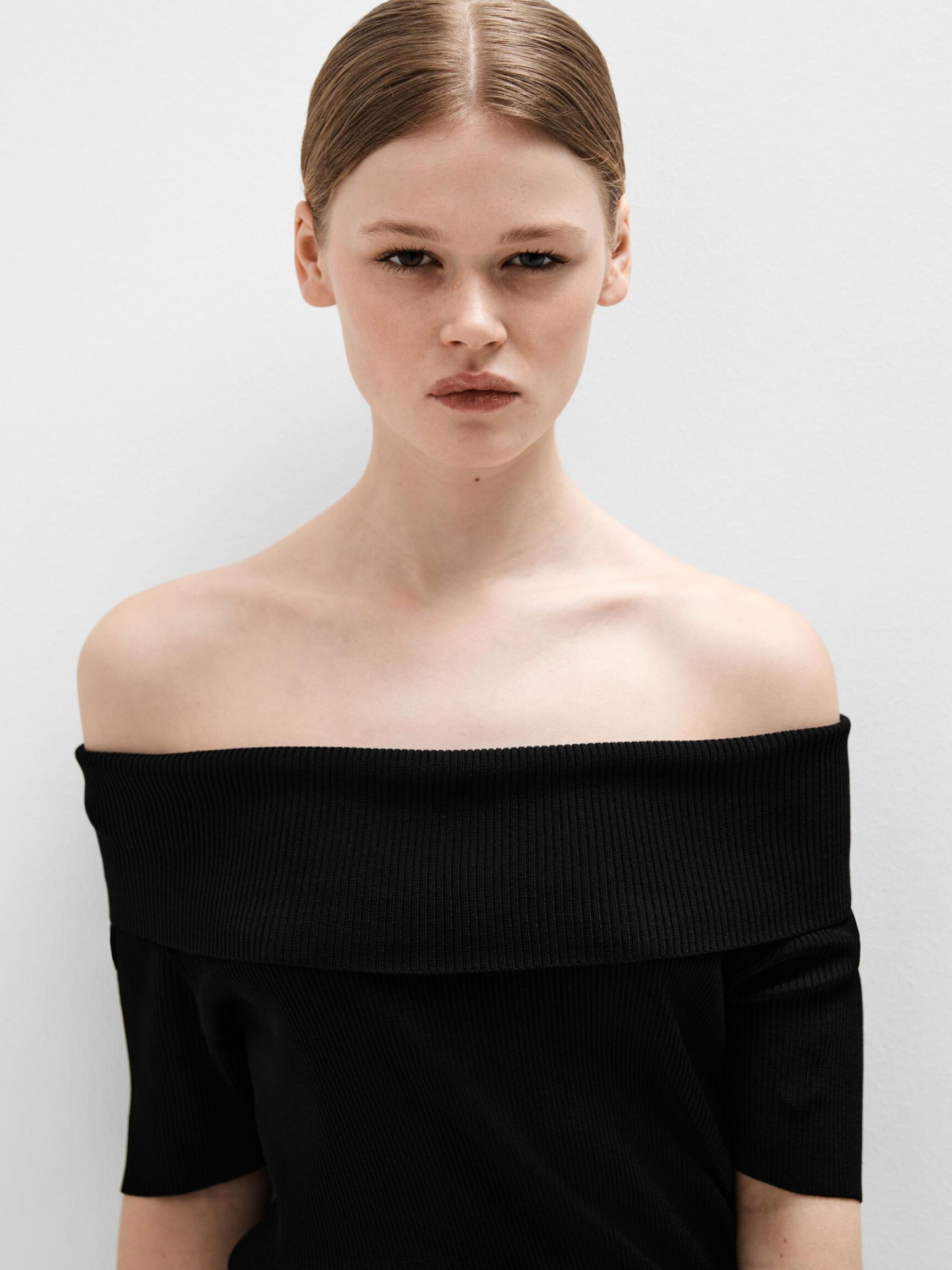 OFF-SHOULDER STRIKKET TOP, Black, highres