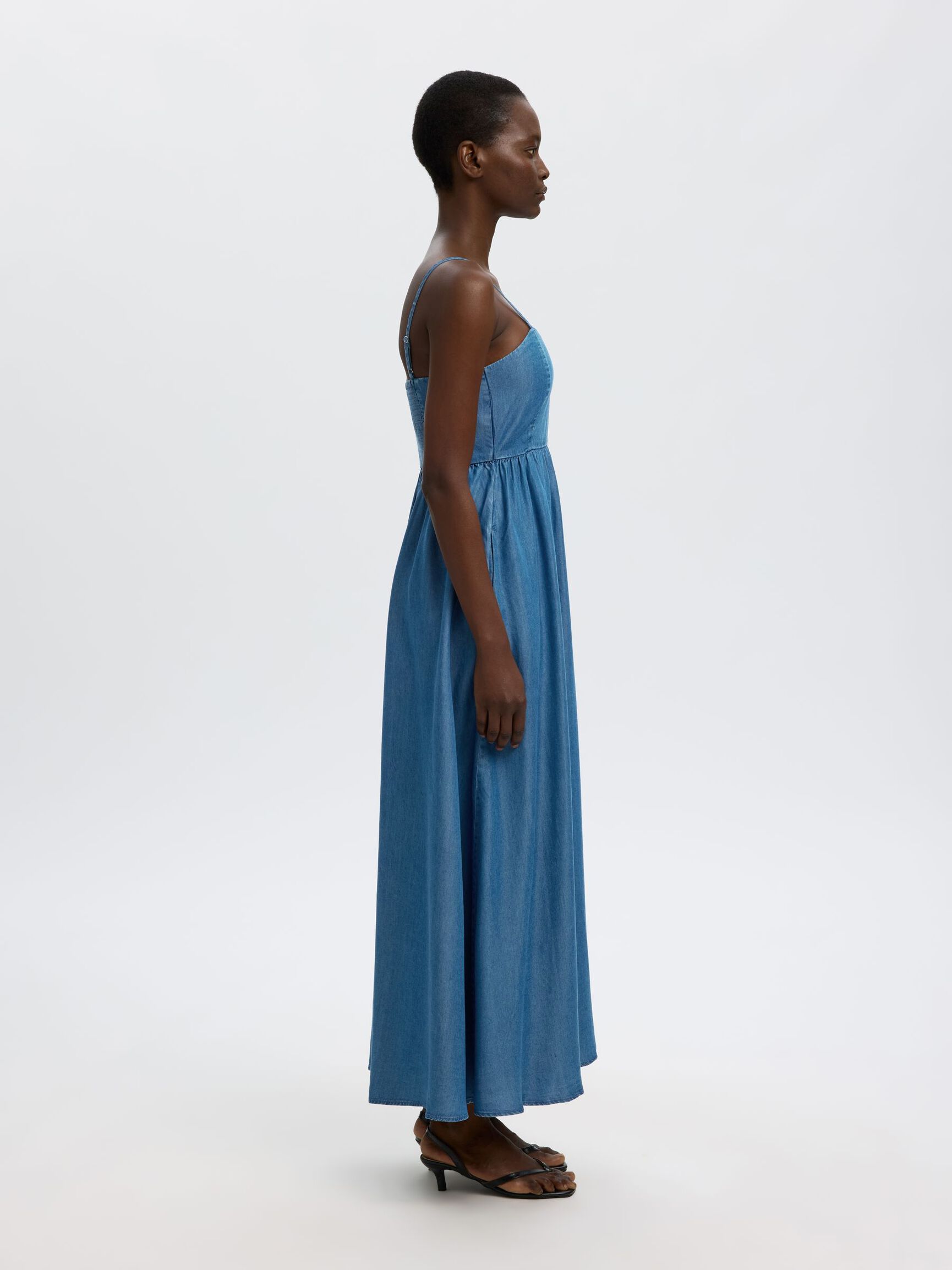 SLEEVELESS MAXI DRESS, Medium Blue Denim, highres