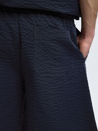 SEERSUCKER SHORTS, Sky Captain, highres