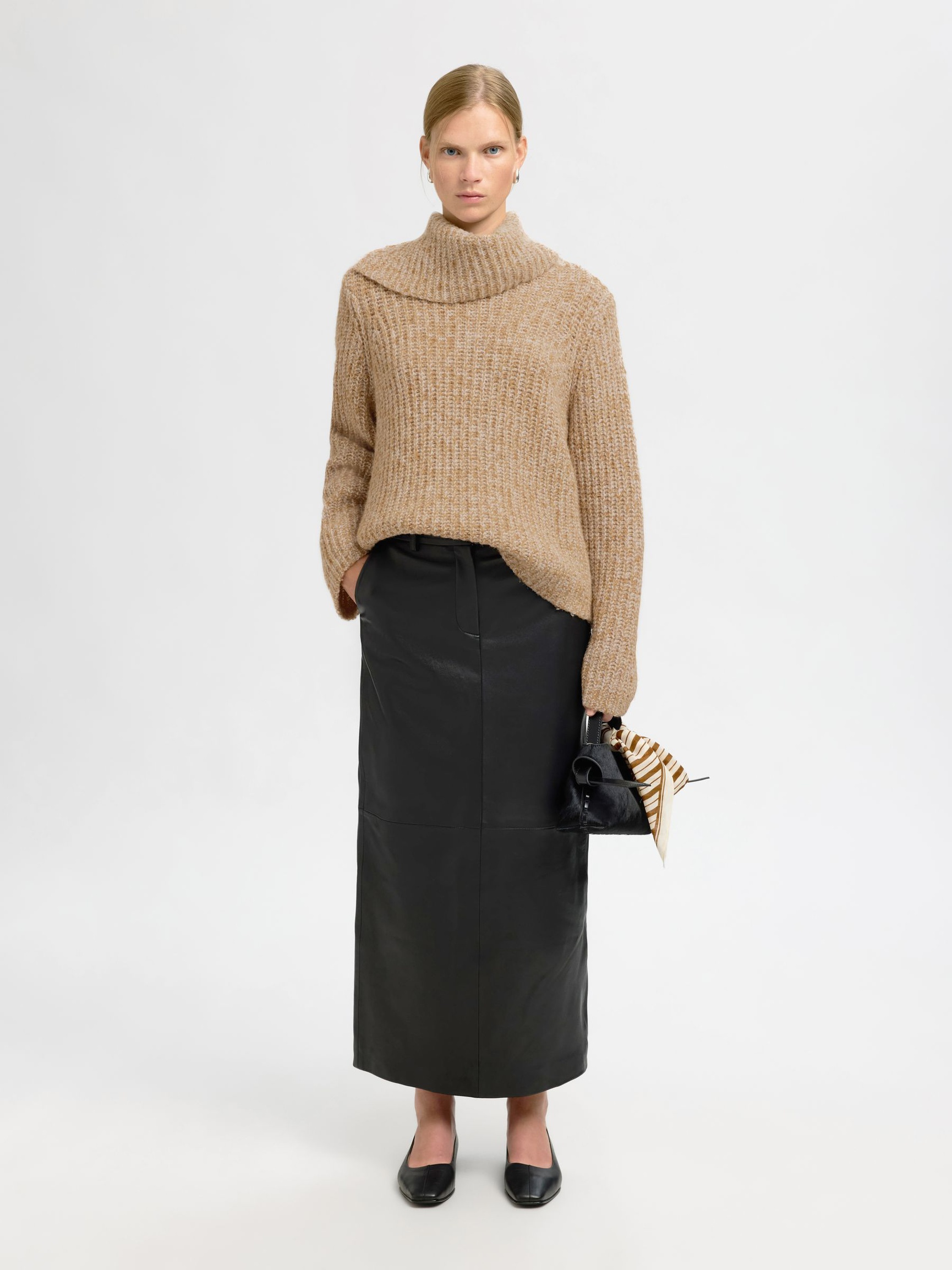 WOOL BLEND CHUNKY KNITTED JUMPER, Golden Brown, highres