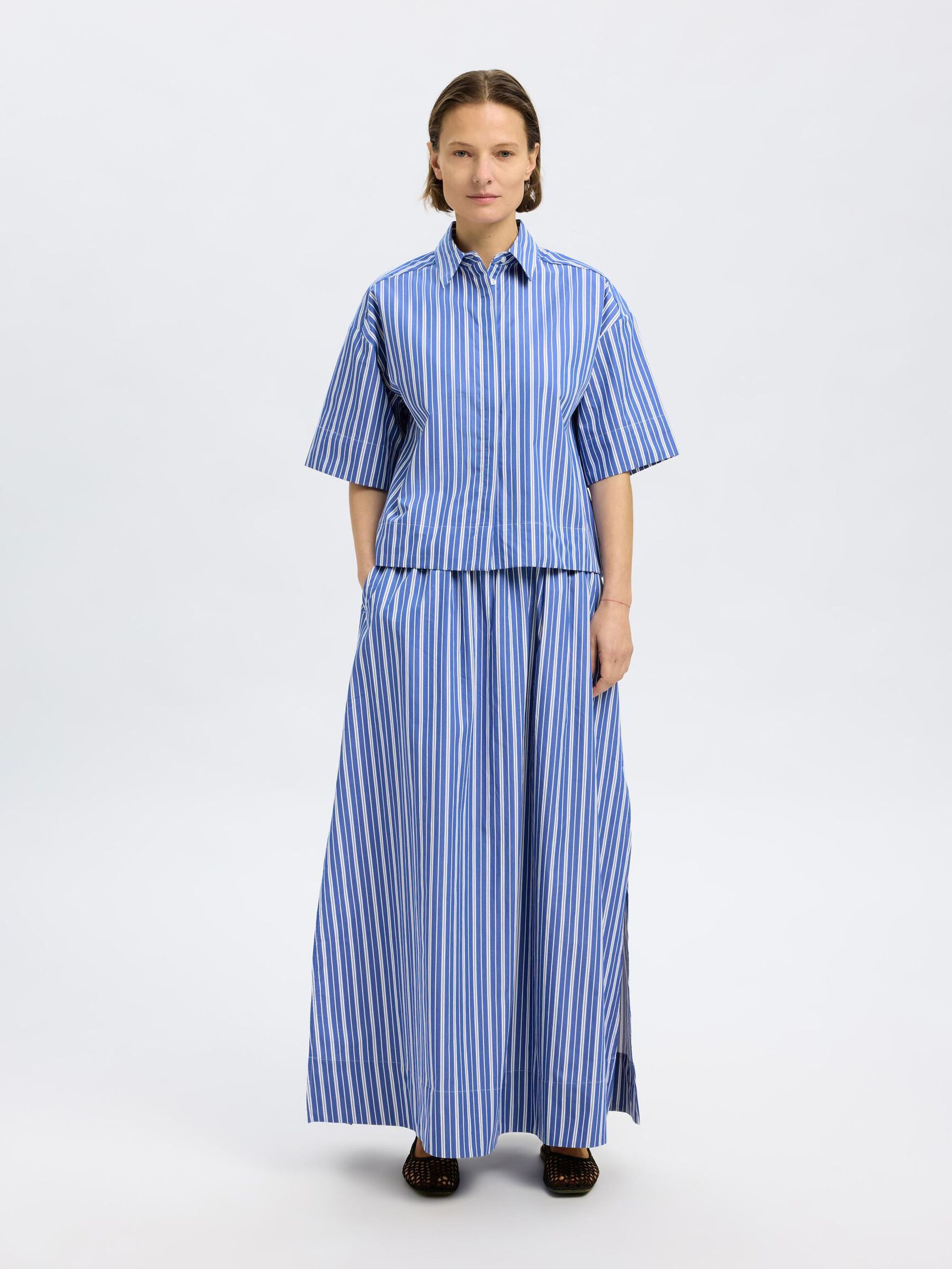 STRIPED SHORT SLEEVED SHIRT, Dazzling Blue, highres