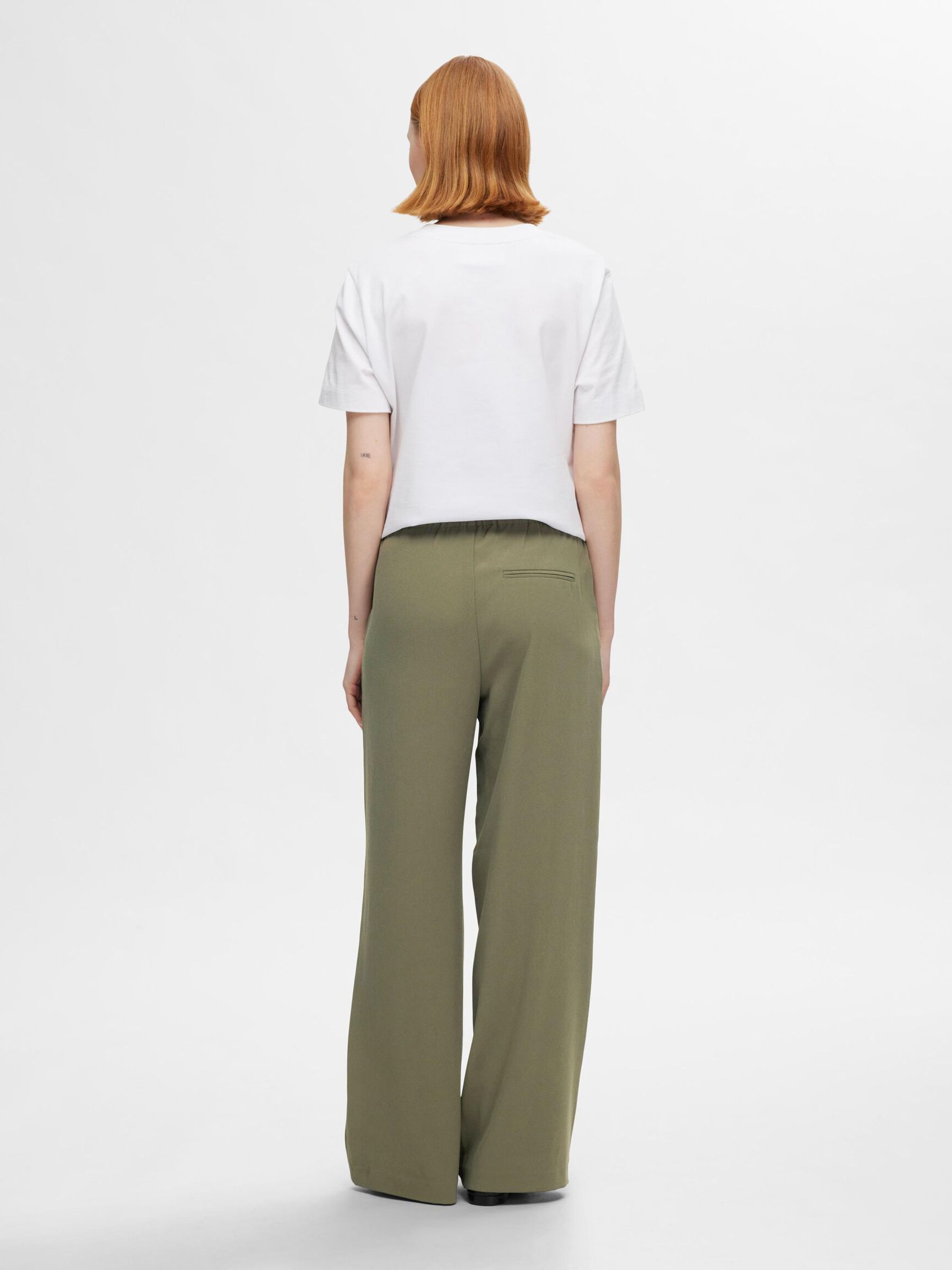 KLASSISCHE HOSE MIT WEITEM BEIN, Kalamata, highres