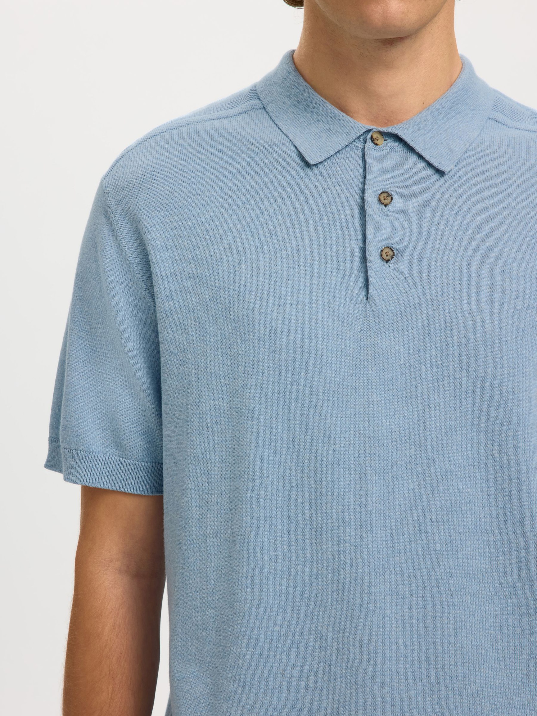 GESTRICKTES POLOHEMD AUS STRICK, Dusty Blue, highres