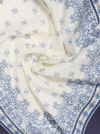 PRINTED SCARF, Egret, highres