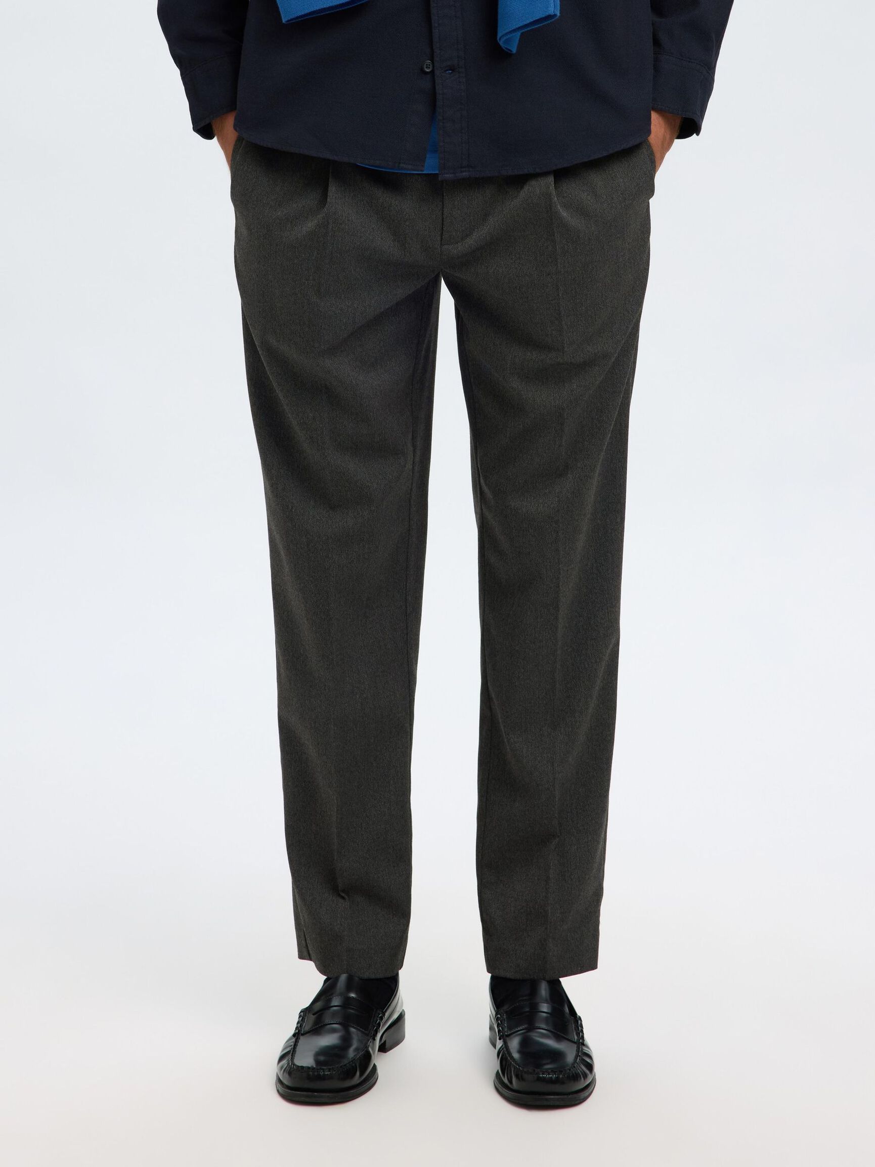 VISCOSE BLEND PLEATED TROUSERS, Dark Grey Melange, highres