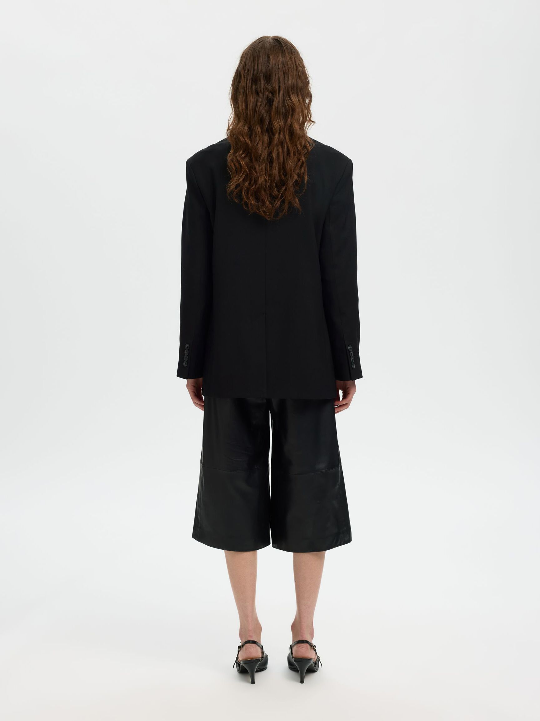 BLEISERI, Black, highres