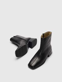 LEATHER ANKLE BOOTS, Black, highres