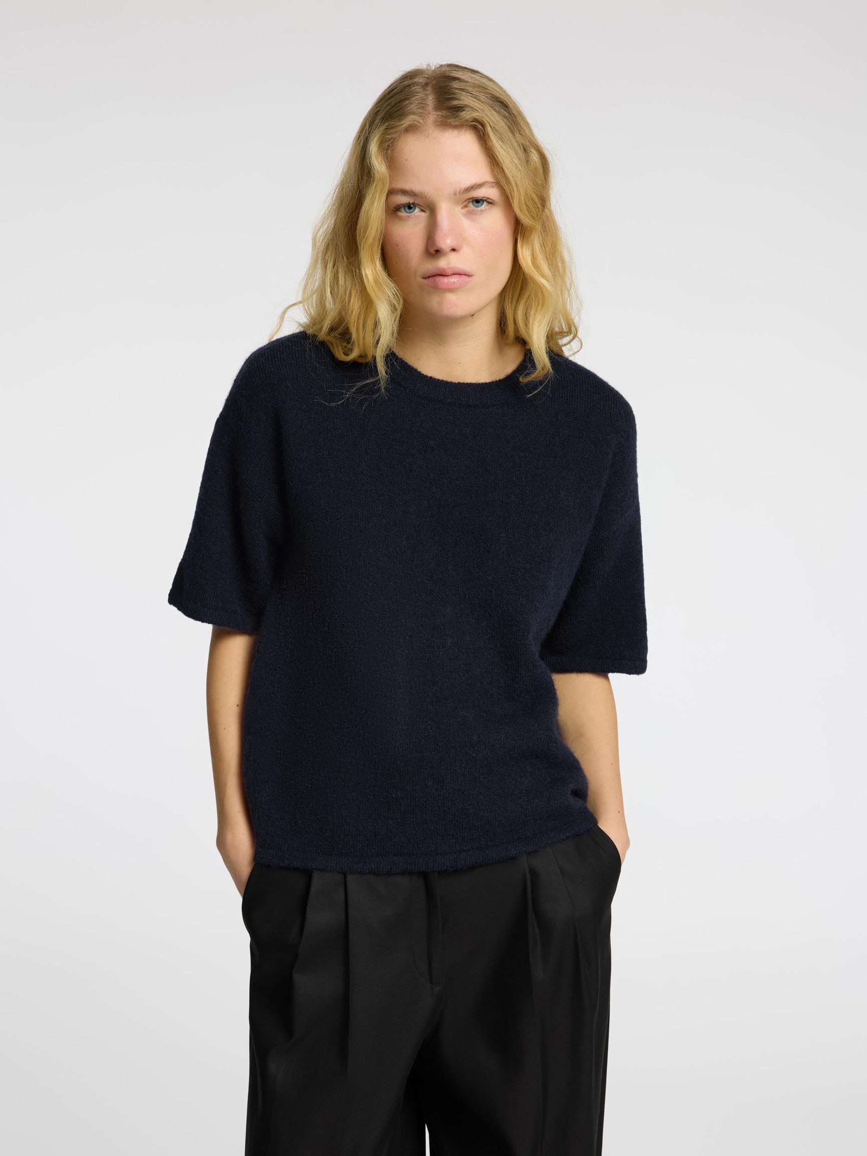 SHORT-SLEEVED WOOL BLEND TOP, Dark Sapphire, highres