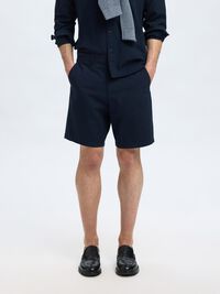 SEERSUCKER SHORTS, Sky Captain, highres