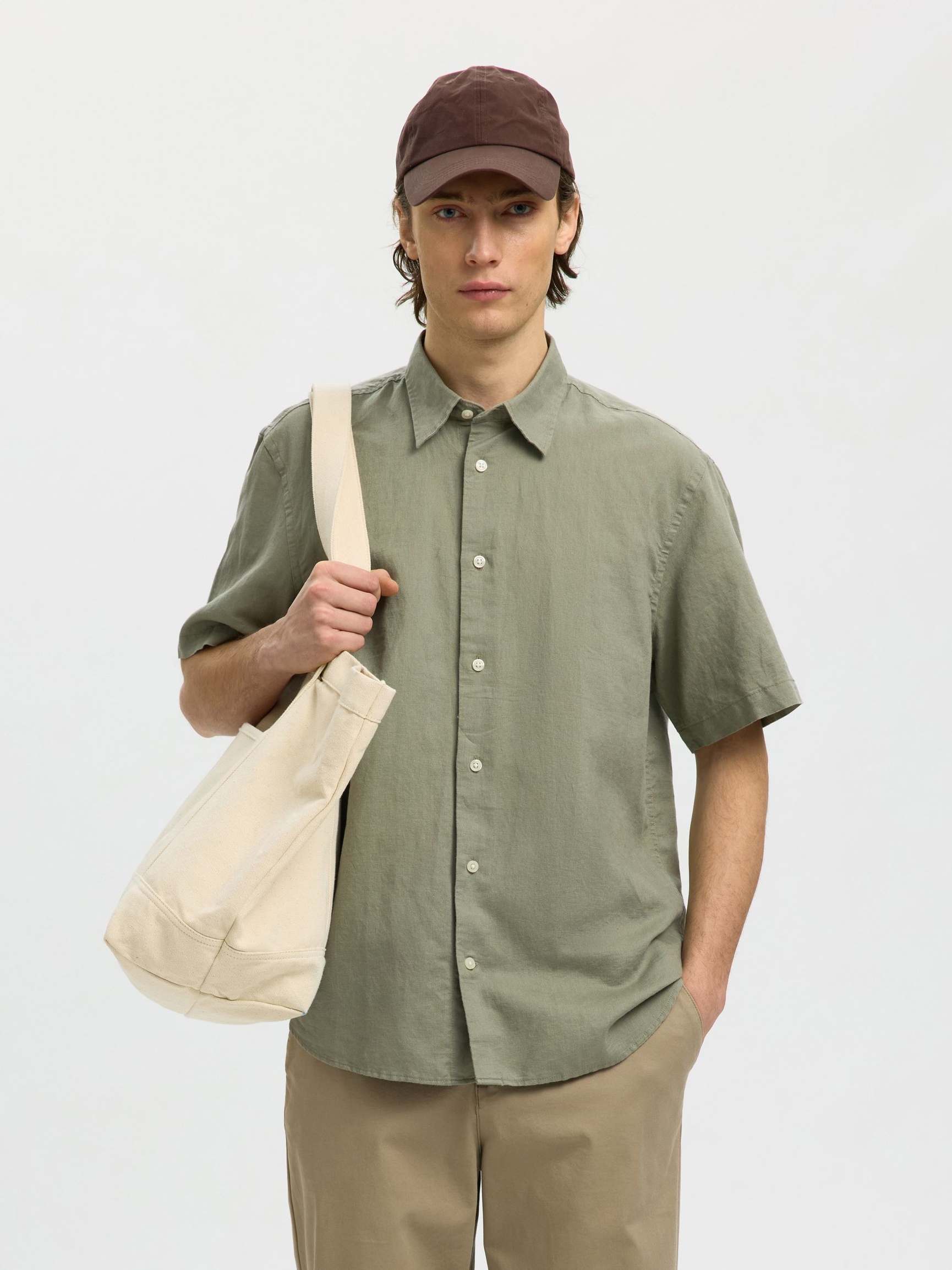 REGULAR FIT SKJORTE I LINBLANDING, Vetiver, highres