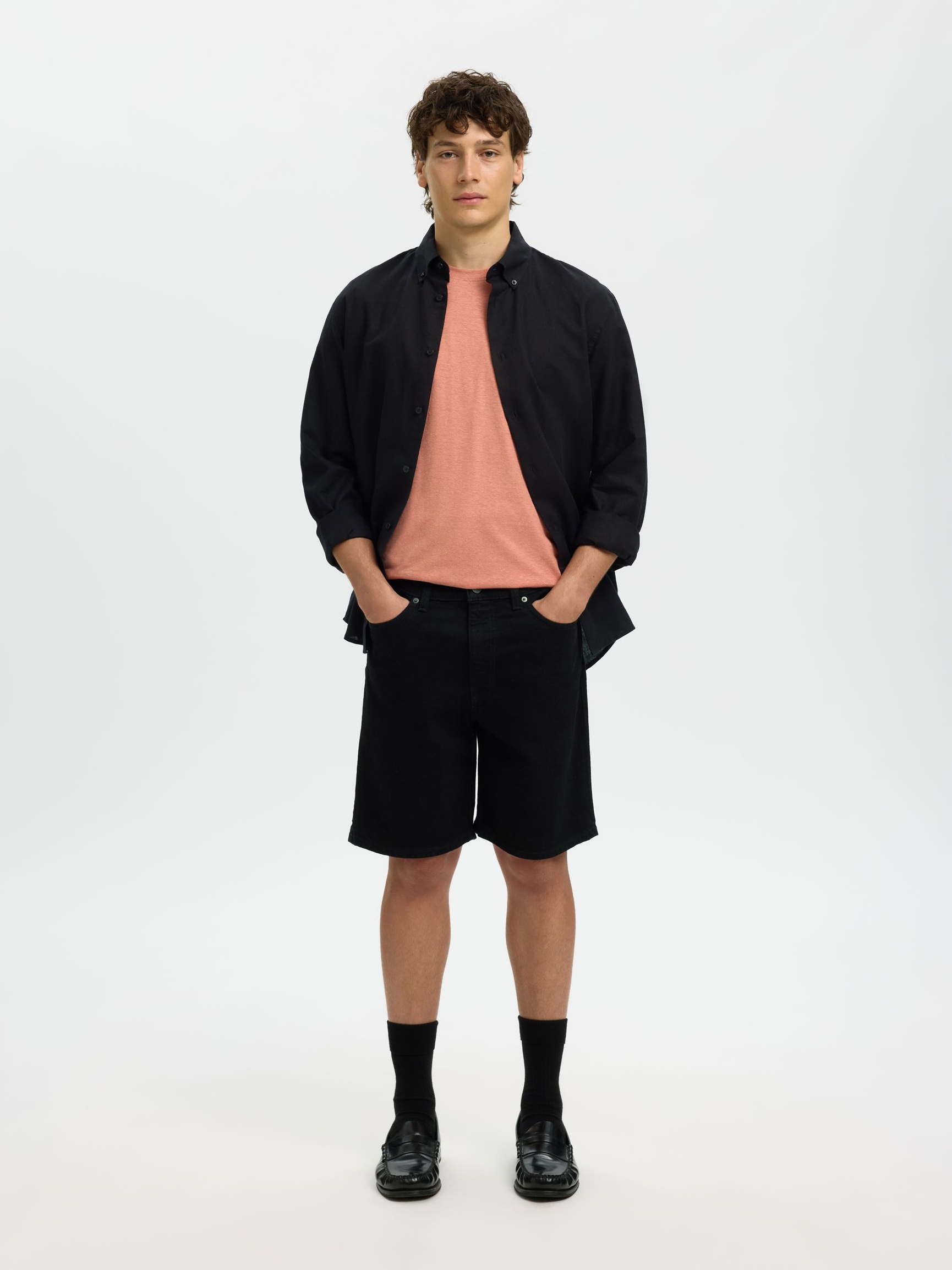 COUPE CLASSIQUE SHORTS EN JEAN, Black Denim, highres