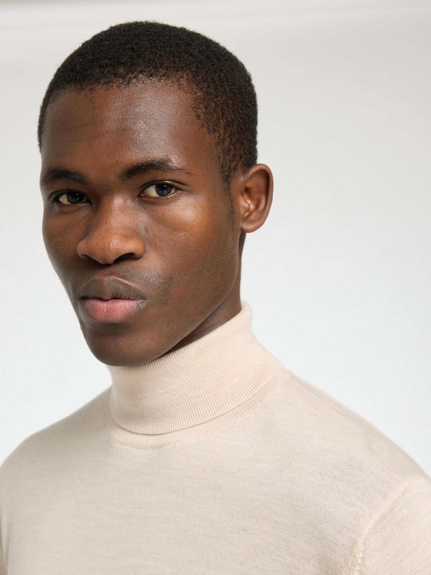 100 % MERINOULL HØYHALSET GENSER, Oatmeal, highres