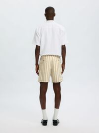 NORMAL PASSFORM SHORTS, Egret, highres